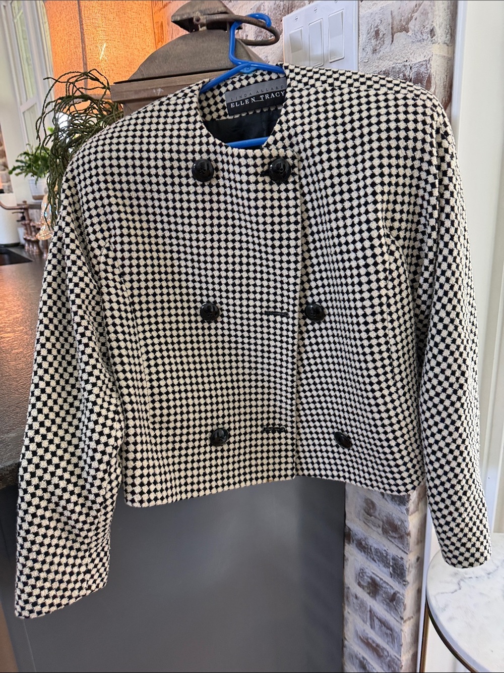 Women’s ELLEN TRACY Linda Allard sz 6 black / creme checkered blazer